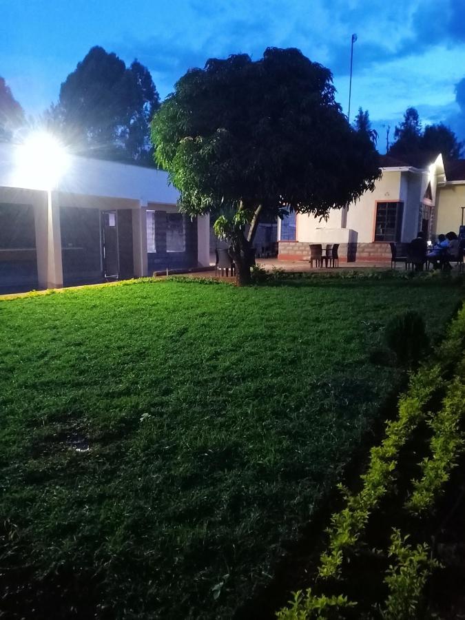 The Peak Meadows Hotel Nyeri Exterior foto